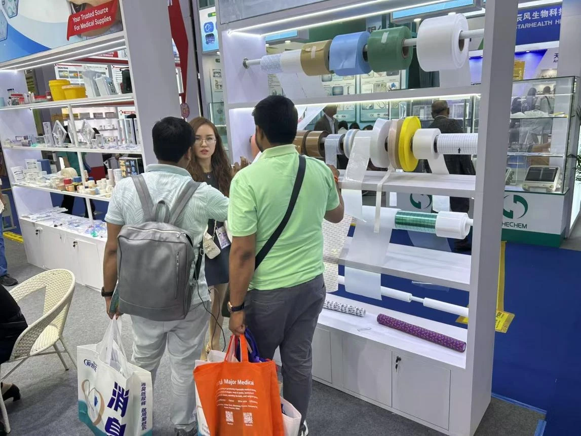 Focus On Intelligent Health Product Innovation And Upgrading–huihong Pharmaceutical Company Appeared At The 137th Canton Fair In Full Costume